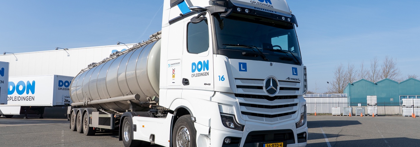 U01: ADR Basis + Tank