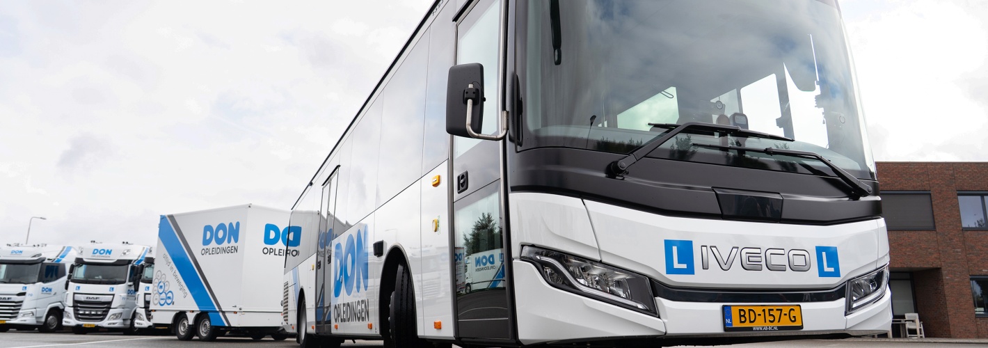 Rijbewijs DE - 7 uur met praktijkexamen