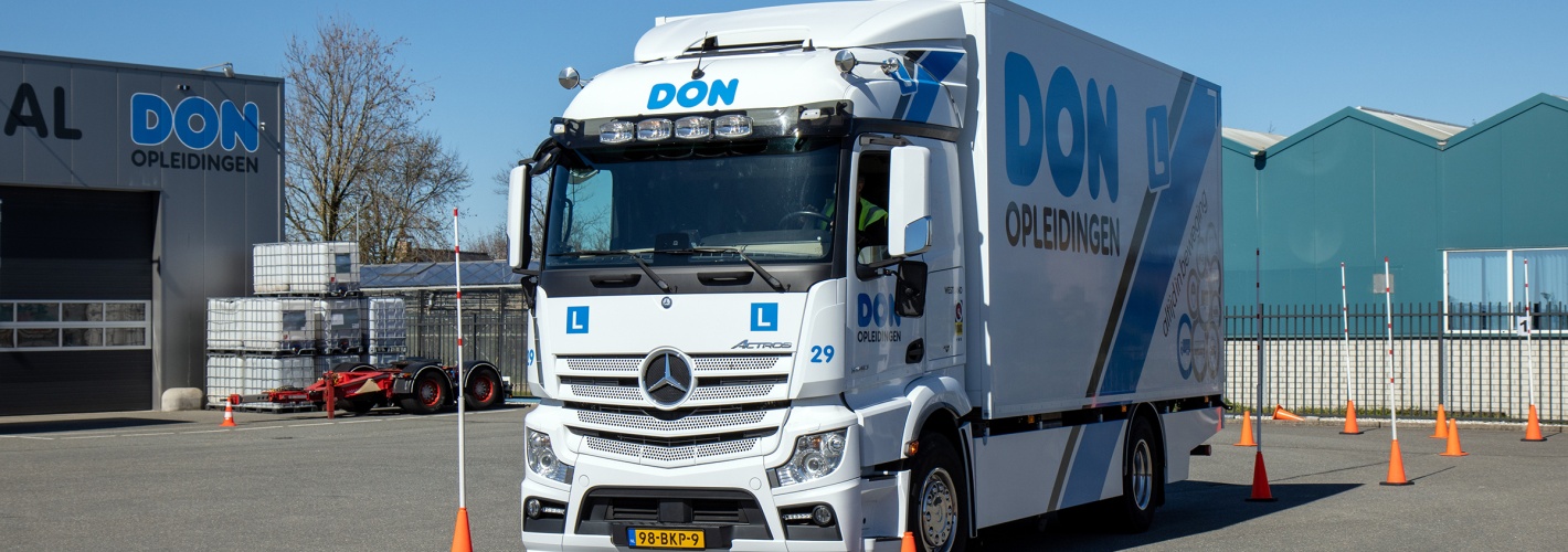 Rijbewijs C - Toets besloten terrein